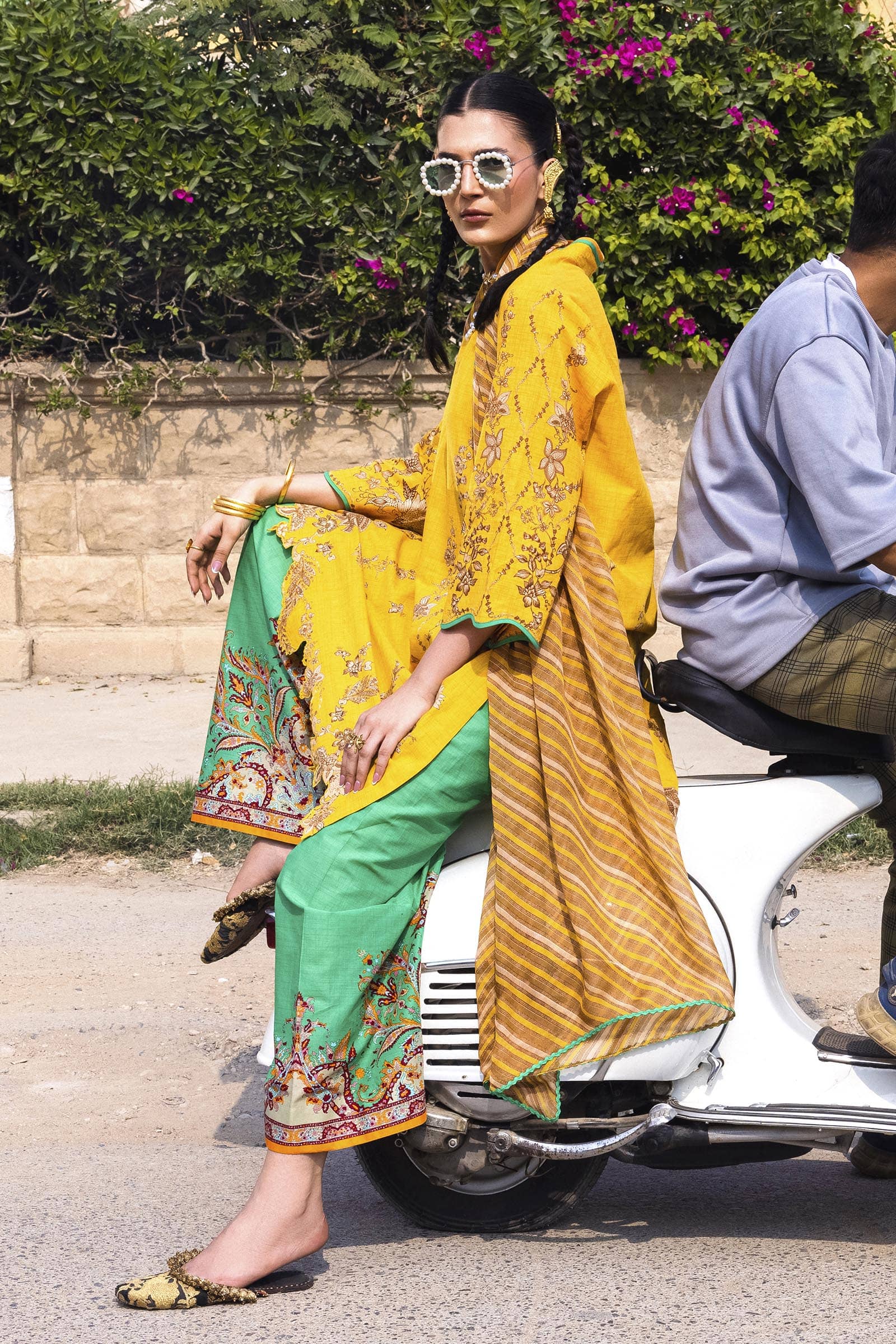 img_mahay_lawn_24_awwal_boutique