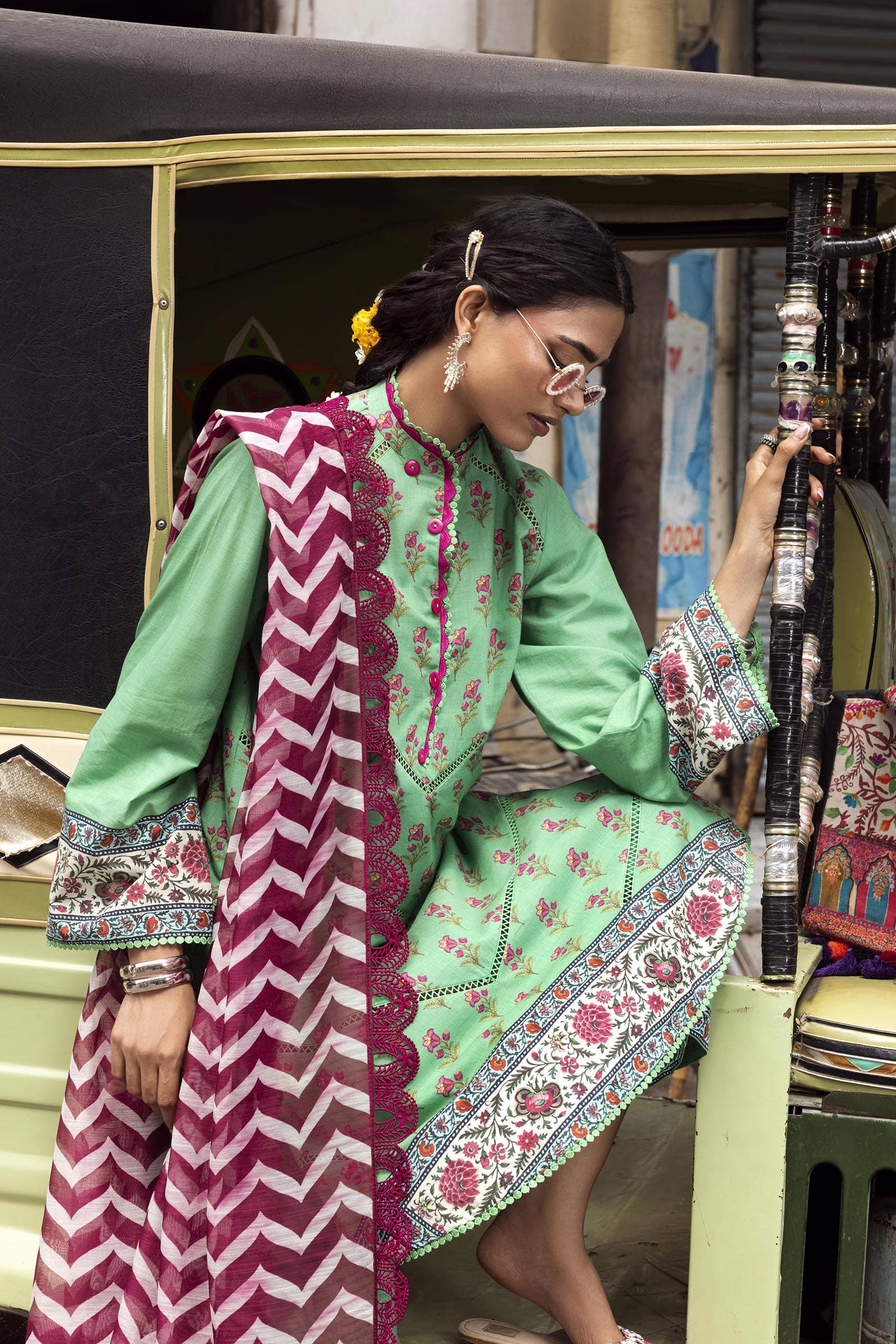 img_mahay_lawn_26_awwal_boutique