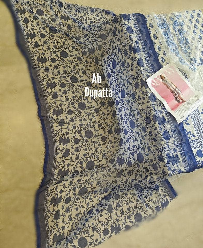 img_open_pic_sana_safinaz_mahay_lawn_awwal_boutique