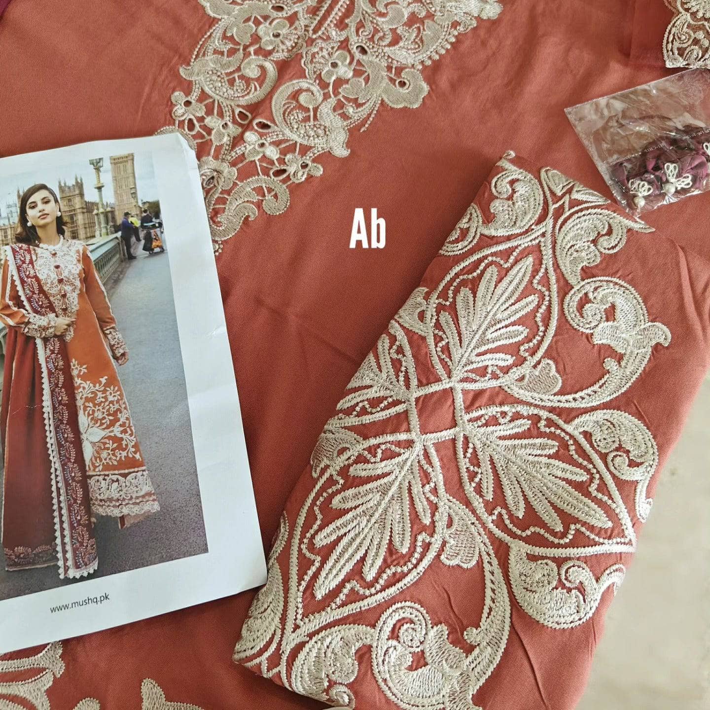 img_mushq_broadway_awwal_boutique