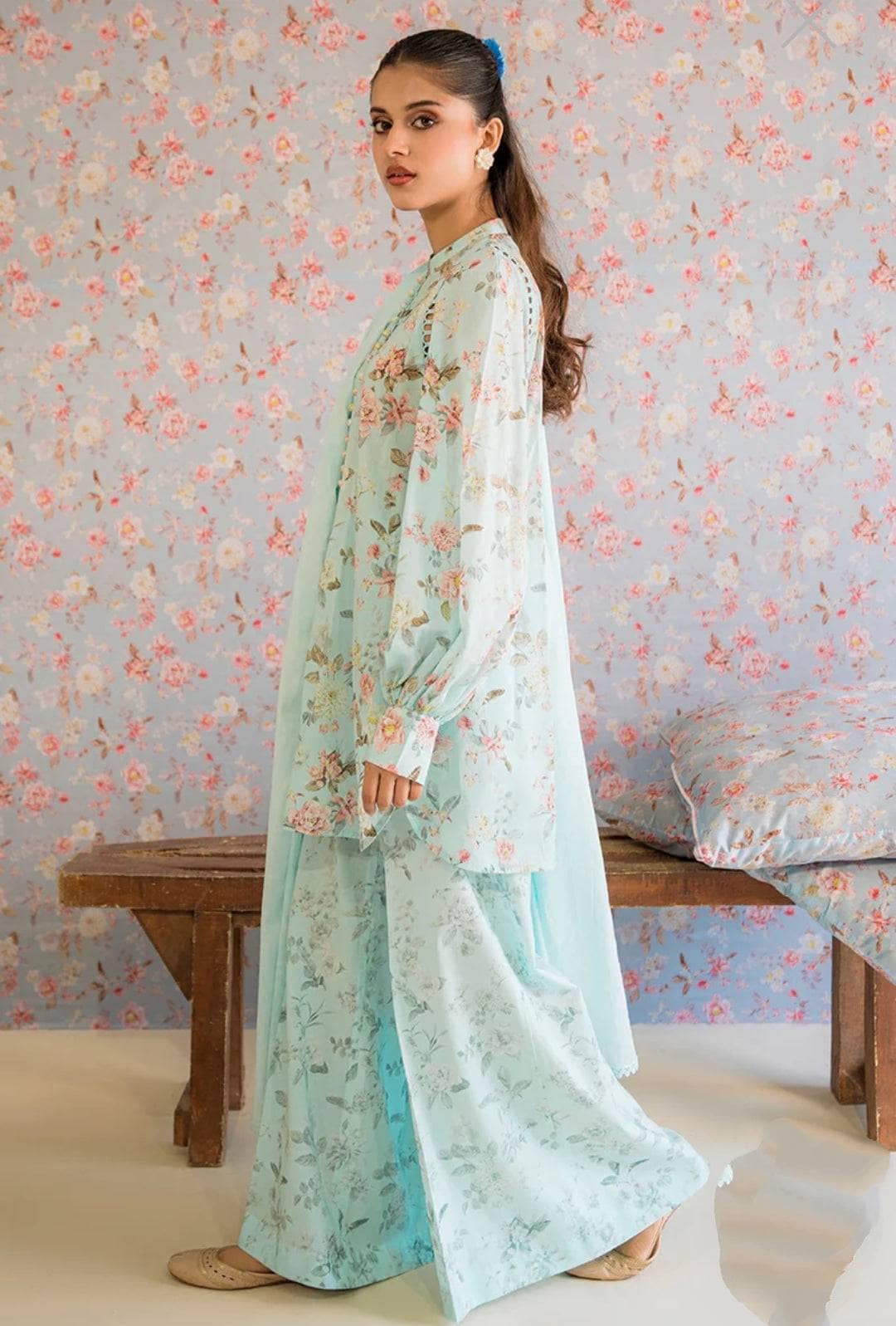 img_cross_stitch_lawn_23_awwal_boutique