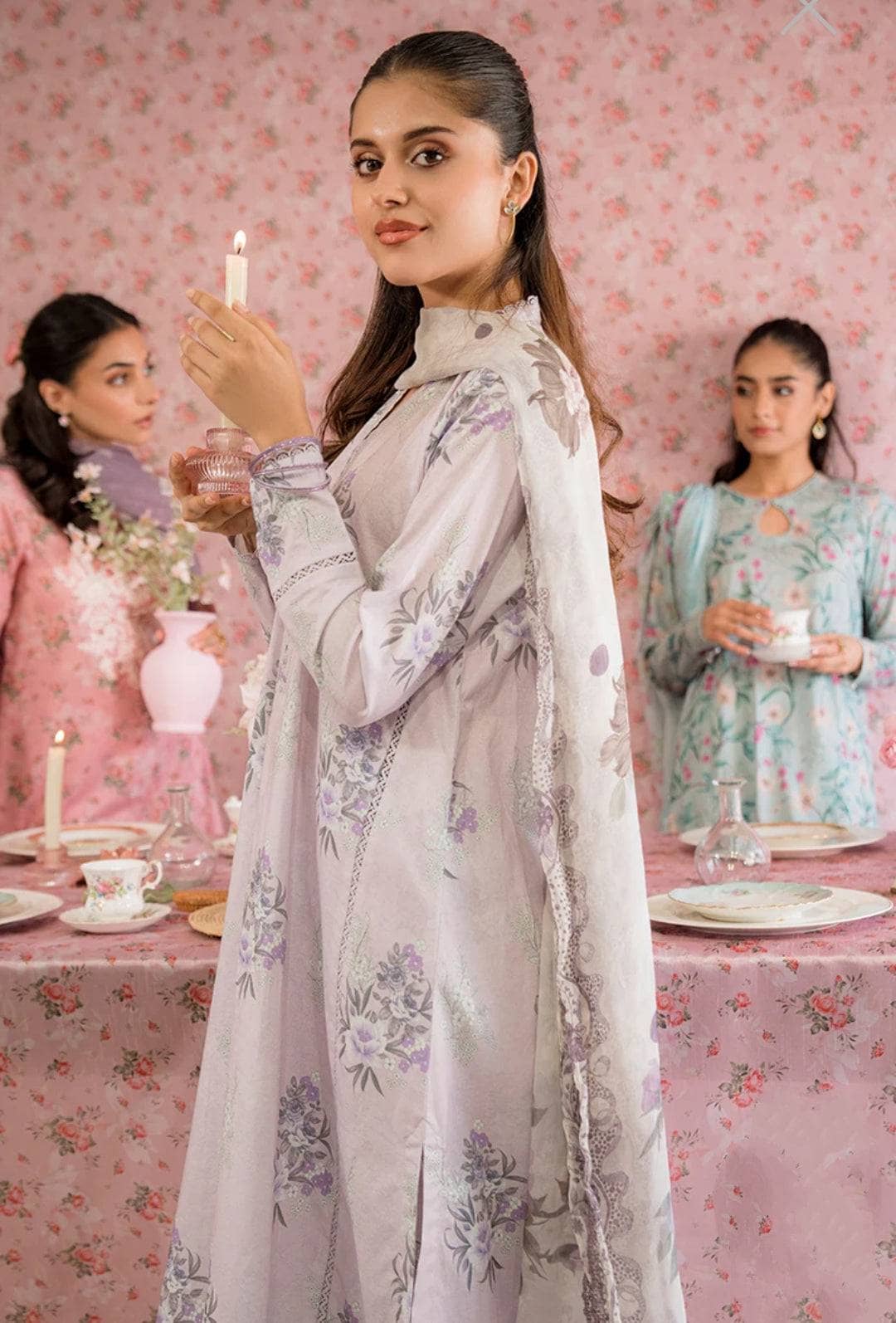 img_cross_stitch_lawn_23_awwal_boutique