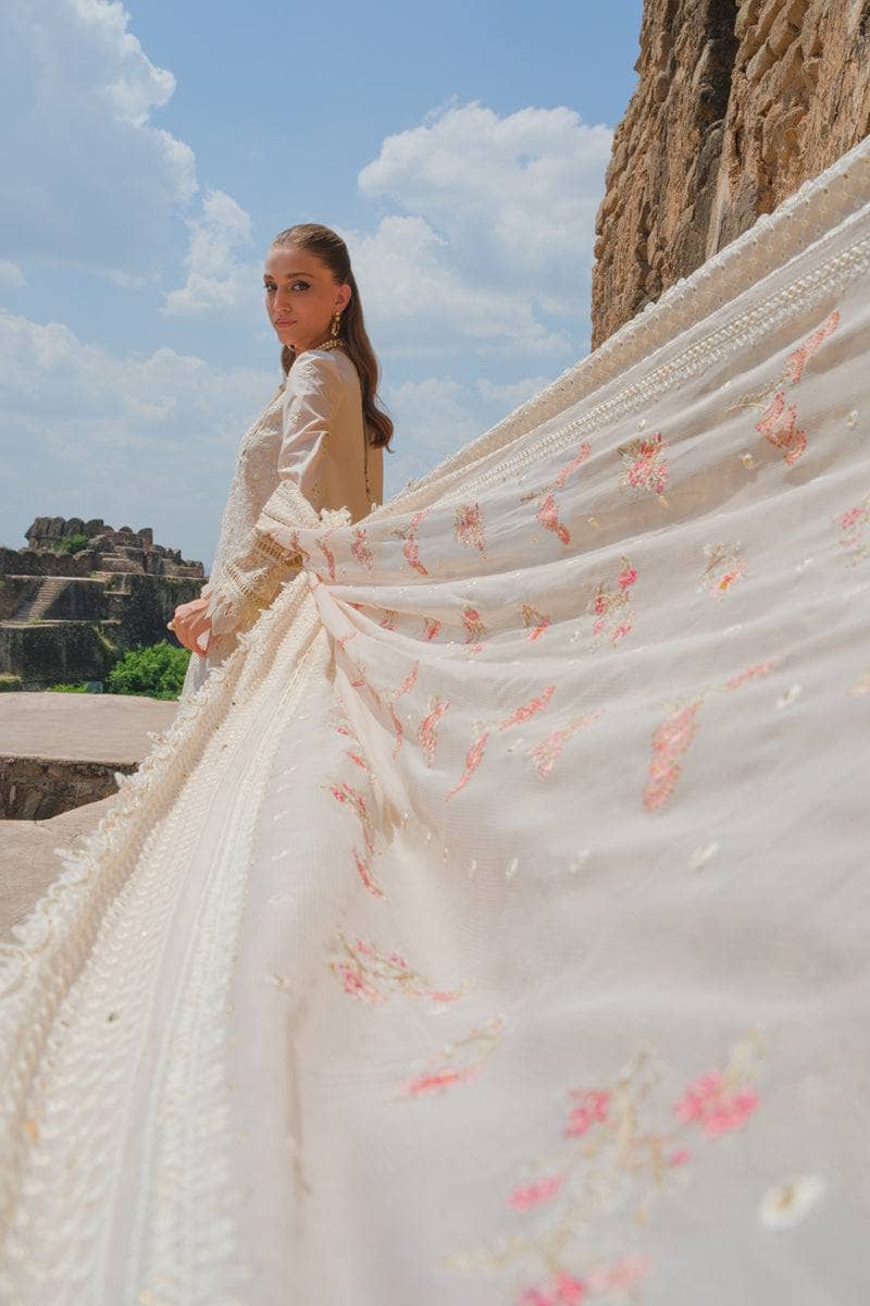 img_qalamkar_eid_lawn_23_awwal_boutique