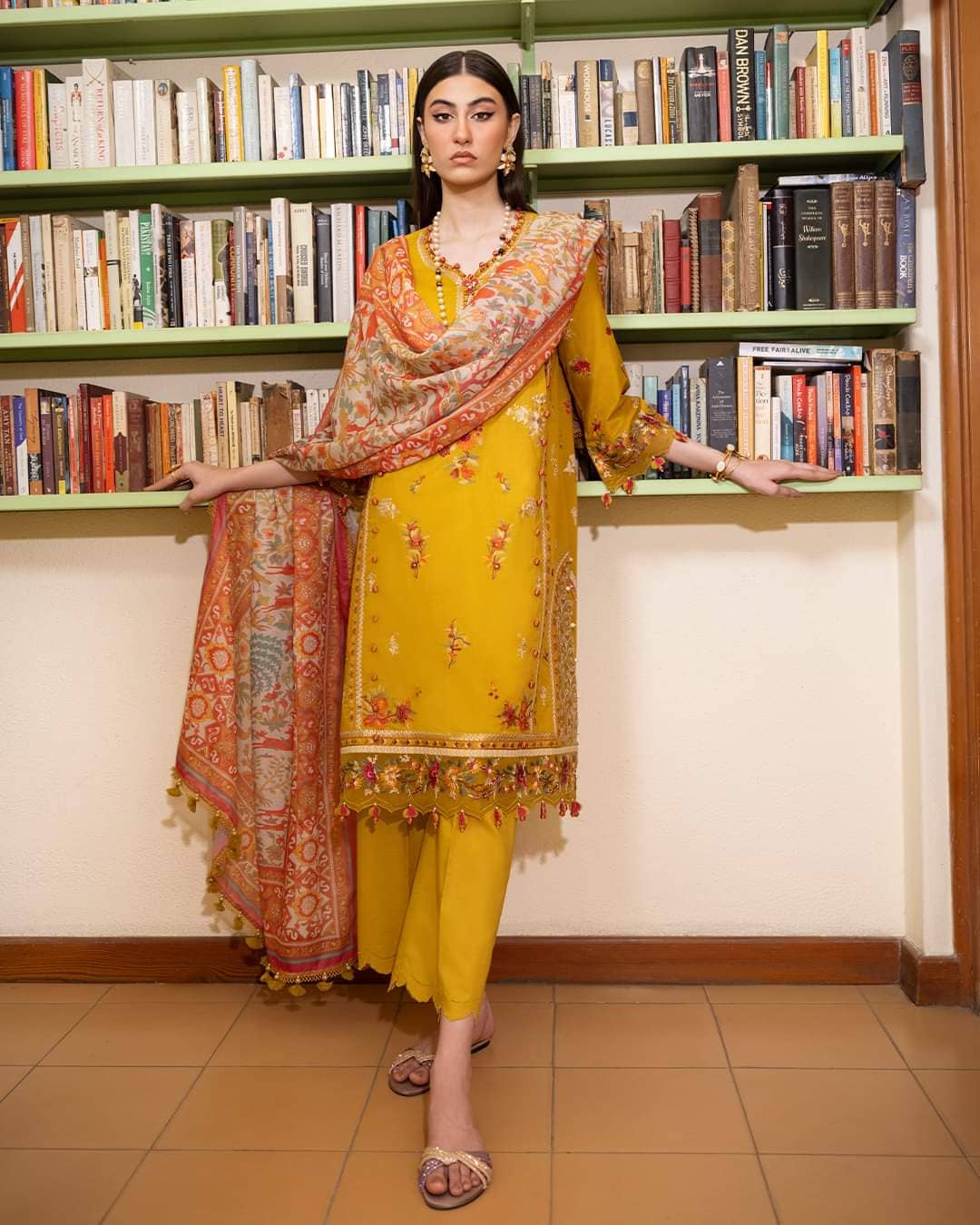 img_sana_safinaz_muzlin_lawn_23_awwal_boutique