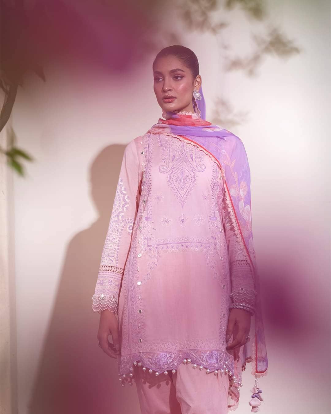 img_sana_safinaz_muzlin_lawn_23_awwal_boutique