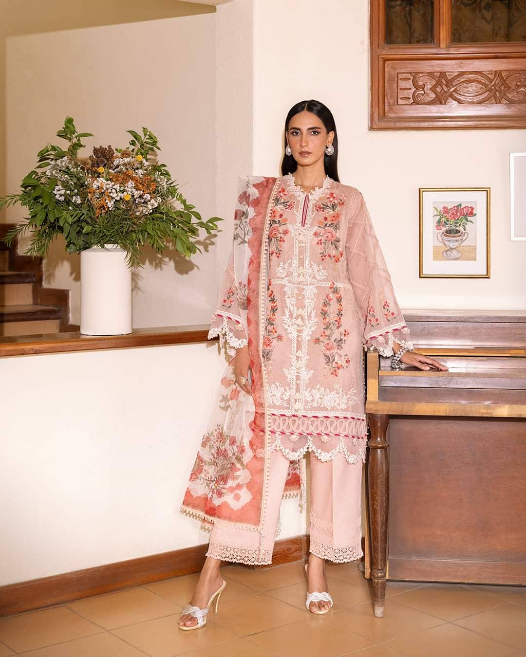 img_sana_safinaz_muzlin_lawn_23_awwal_boutique