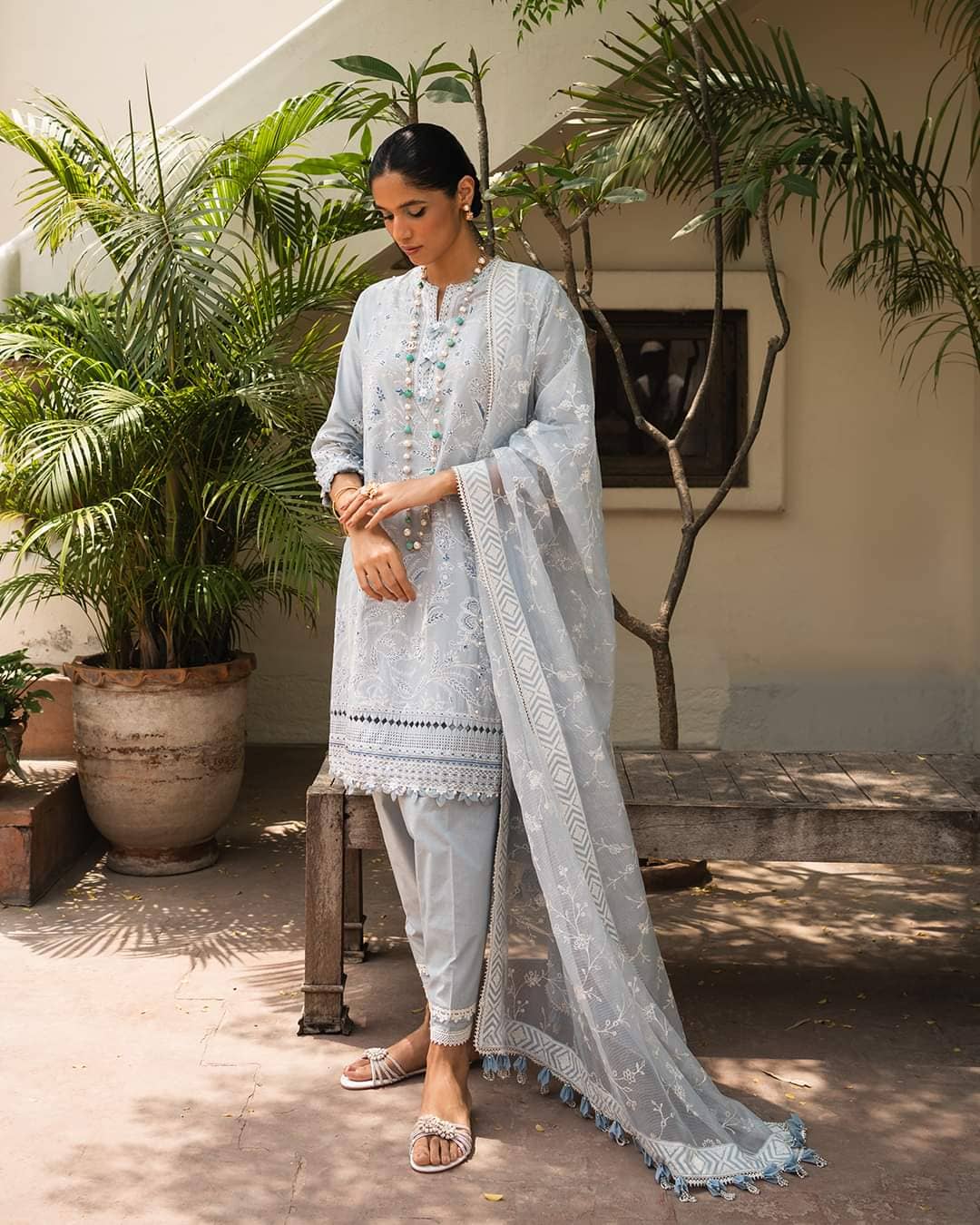 img_sana_safinaz_muzlin_lawn_23_awwal_boutique