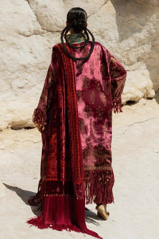 img_sana_safinaz_winter_23_awwal_boutique