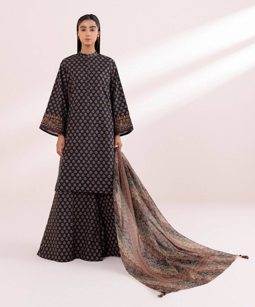 img_sapphire_lawn_24_awwal_boutique
