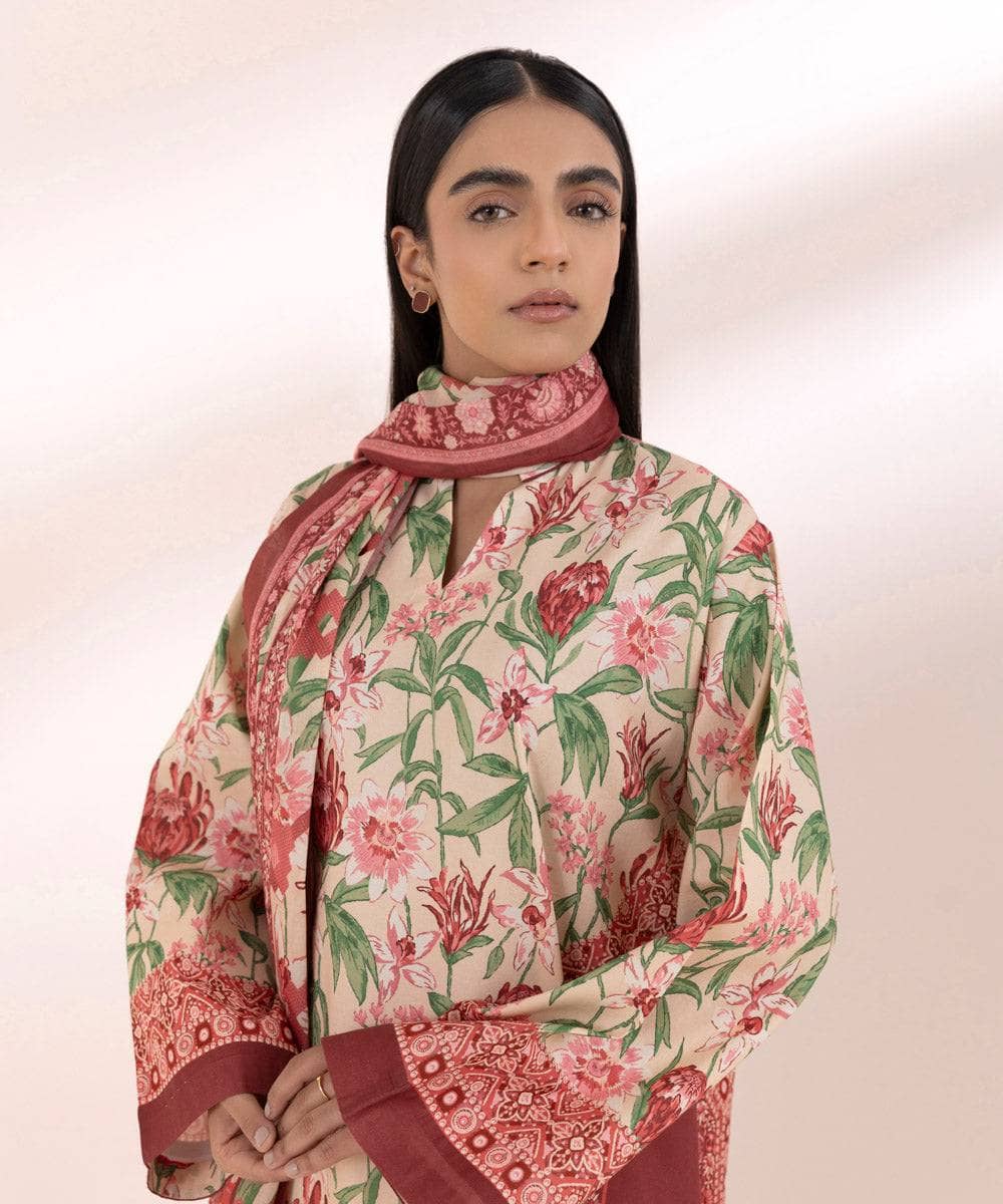 img_sapphire_lawn_24_awwal_boutique