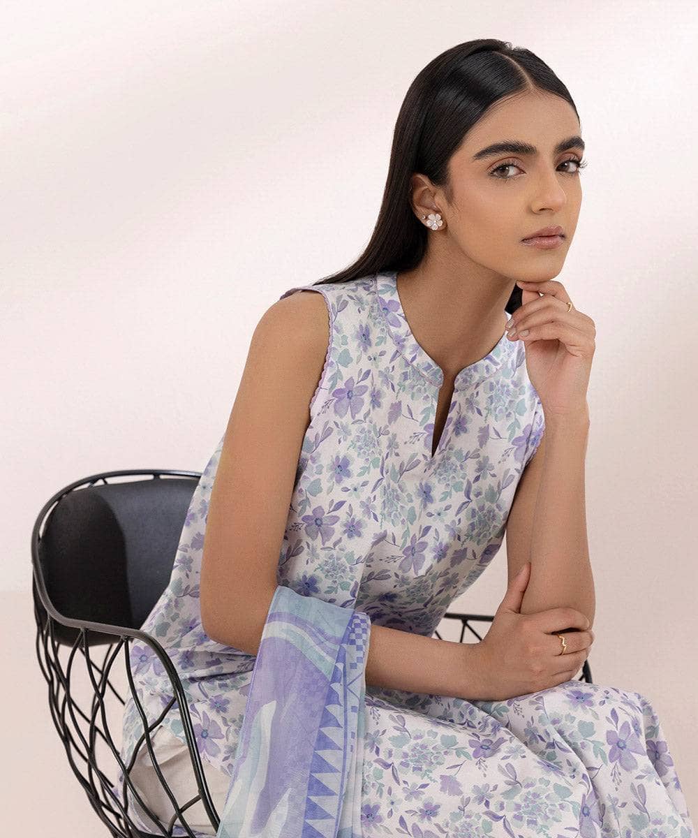 img_sapphire_lawn_24_awwal_boutique