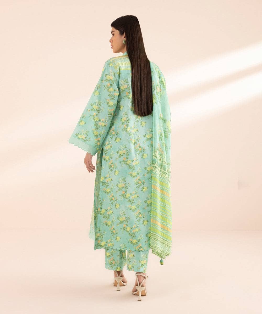 Sapphire Lawn Vol 4
