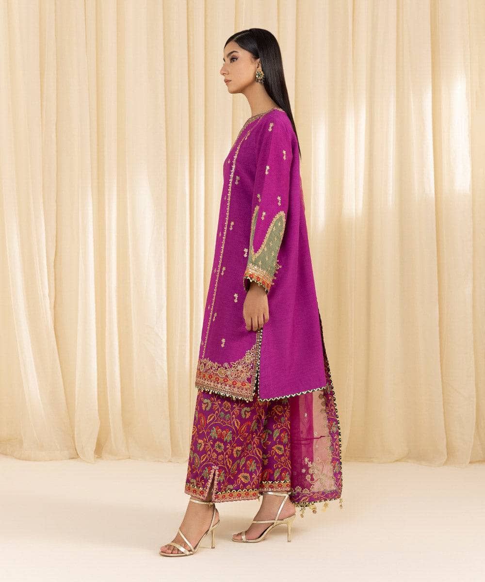 img_sapphire_festive_awwal_boutique