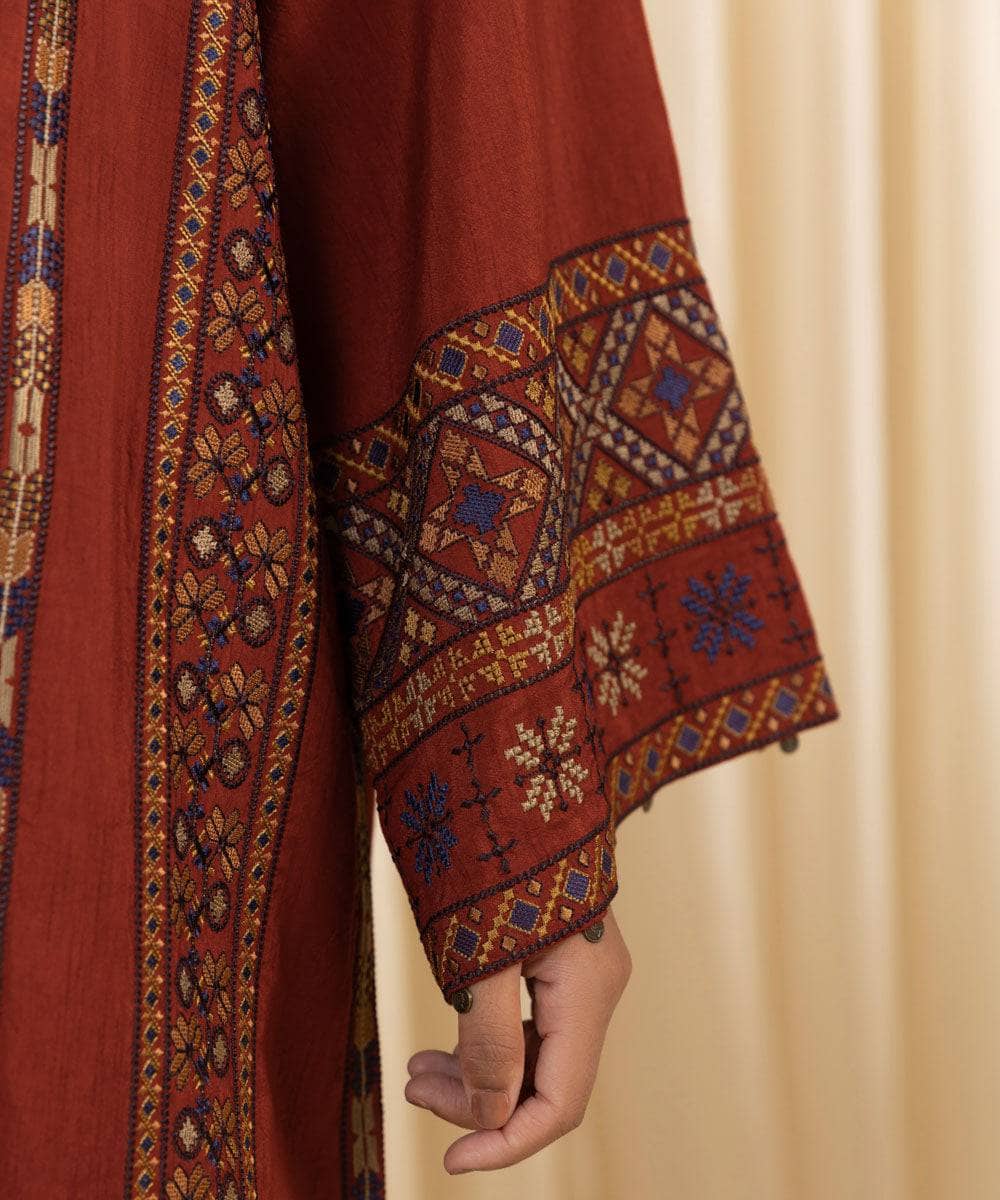 img_sapphire_velvet_awwal_boutique