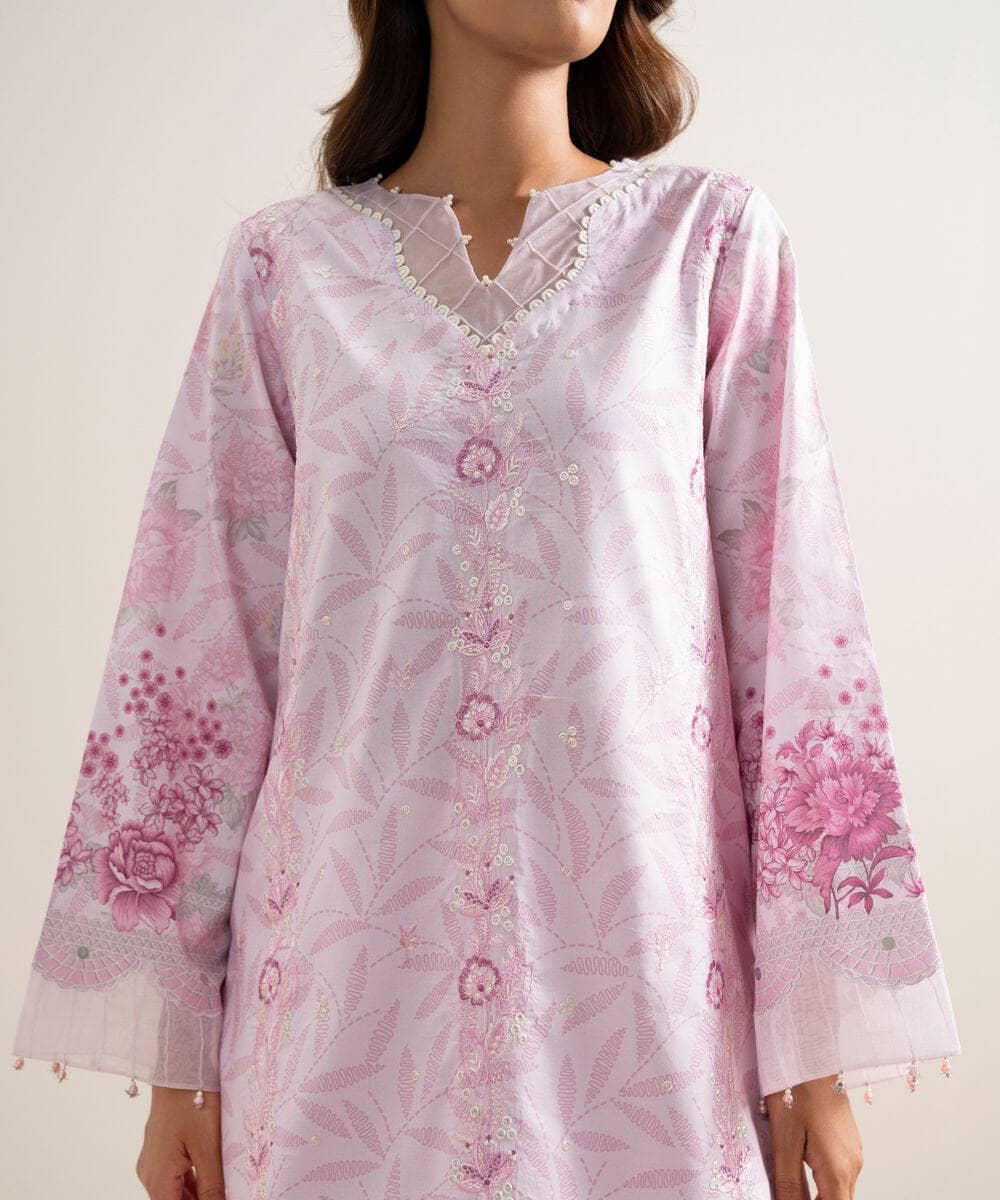 Sapphire Andaaz Luxury Lawn 26/Pink/U3PE-SGS26V7-121