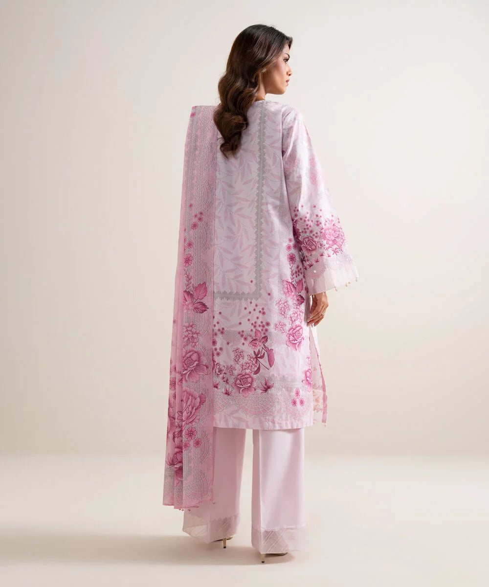 Sapphire Andaaz Luxury Lawn 26/Pink/U3PE-SGS26V7-121