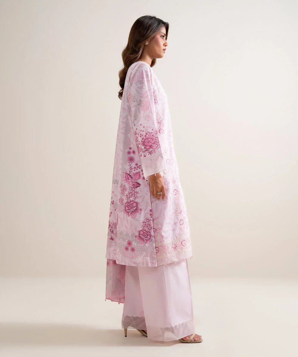 Sapphire Andaaz Luxury Lawn 26/Pink/U3PE-SGS26V7-121