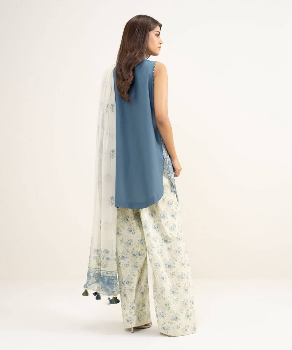 Sapphire Luxury Lawn 26/3PESGS26V428/Off White