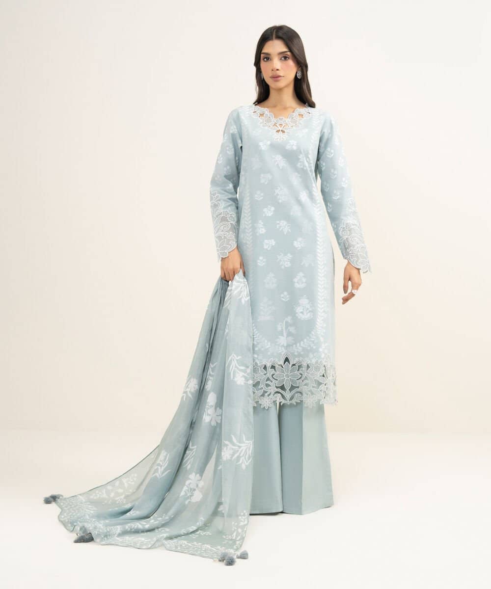 img_sapphire_lawn_awwal_boutique