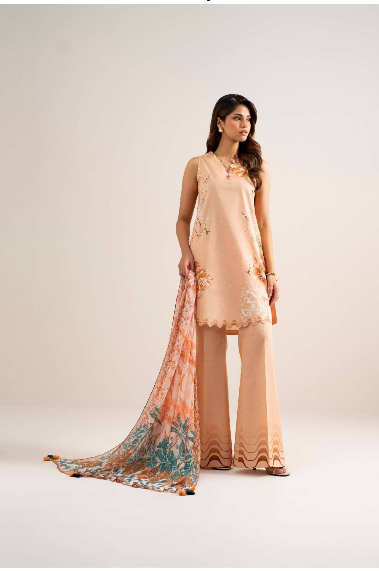 img_sapphire_lawn_26_awwal_boutique