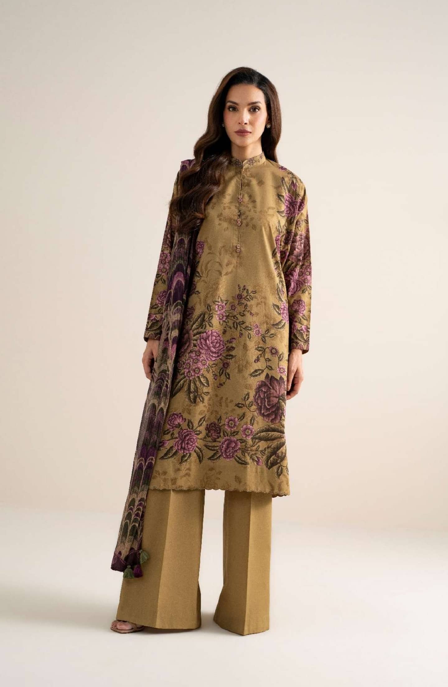img_sapphire_lawn_26_awwal_boutique
