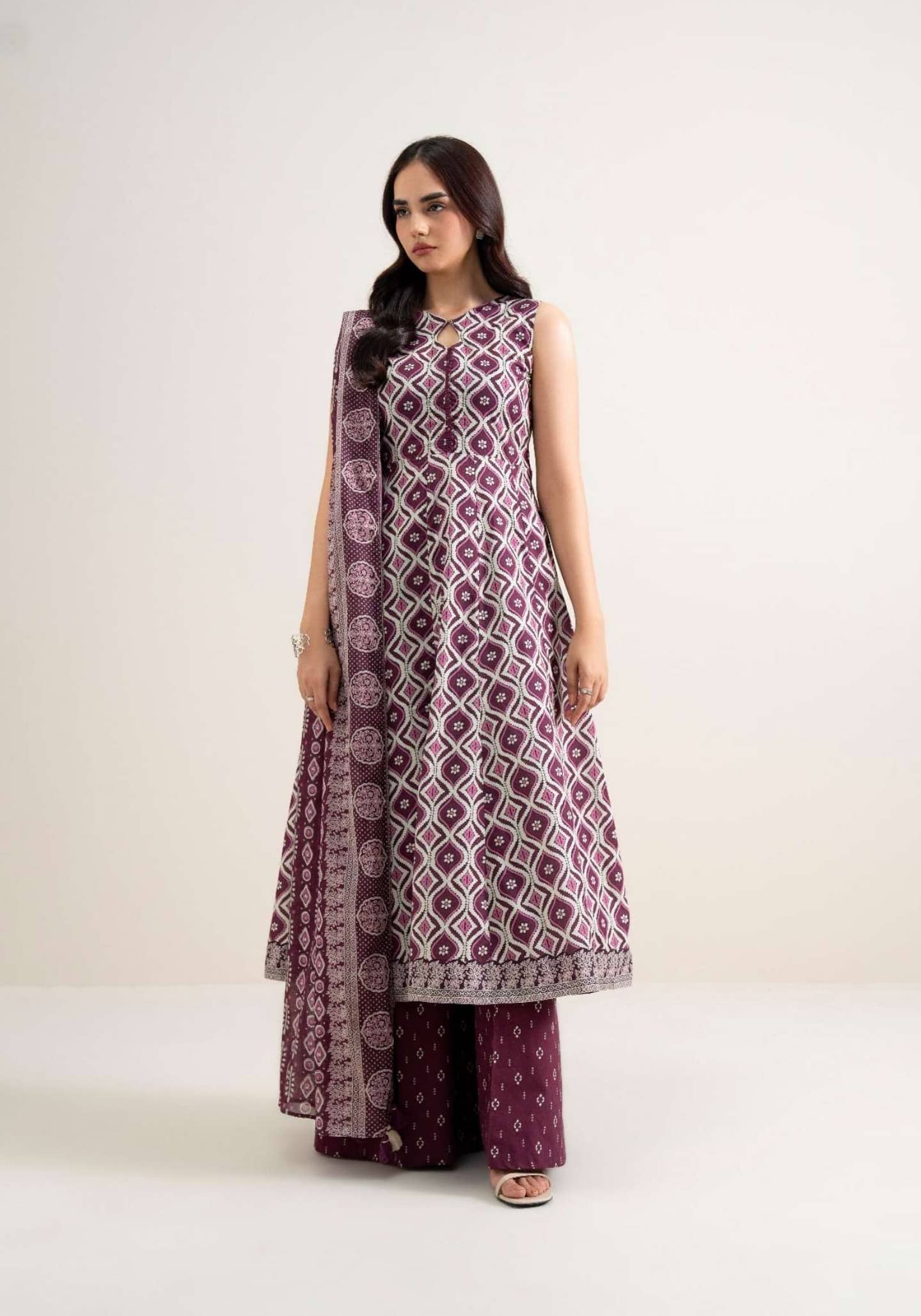 Sapphire Sukoon Luxury Lawn 26/U3P-DYS26V7-118