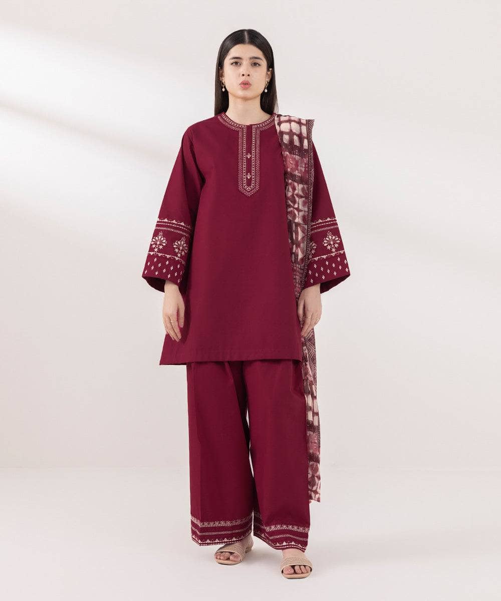 img_sapphire_intermix_awwal_boutique