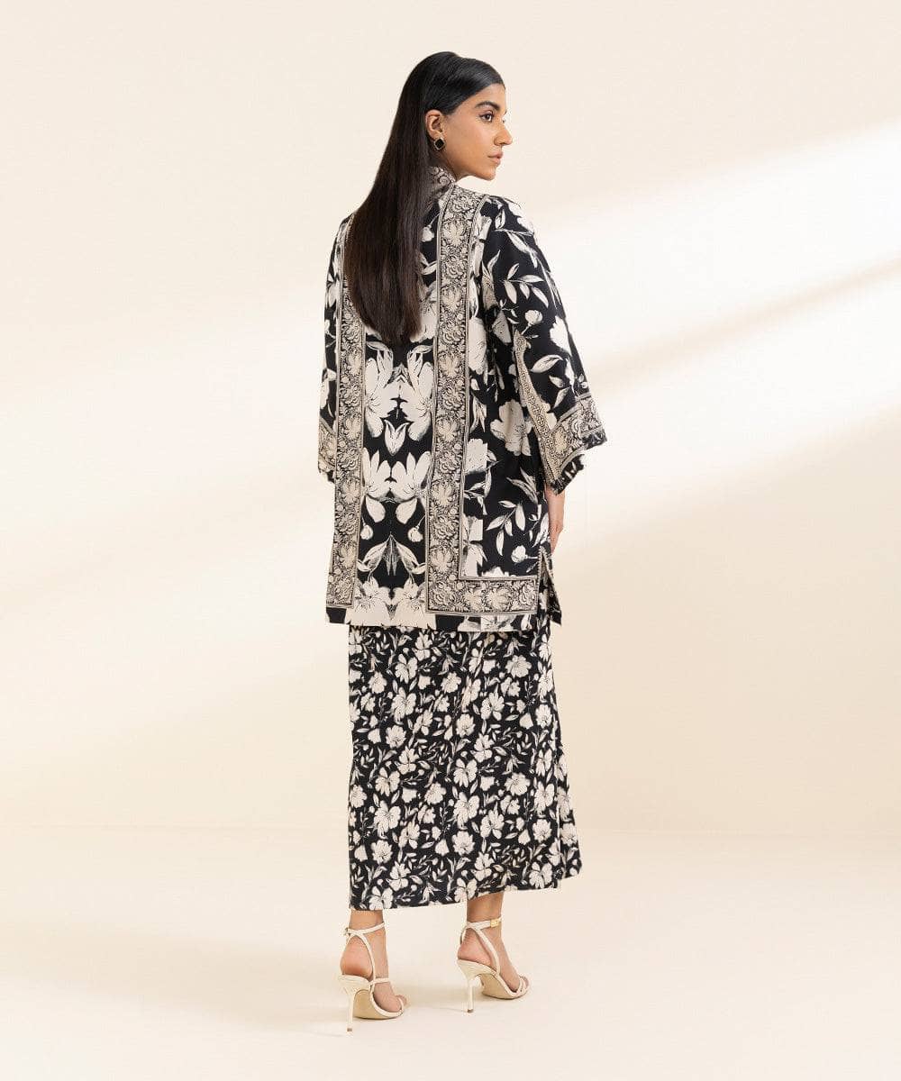 img_sapphire_lawn_awwal_boutique