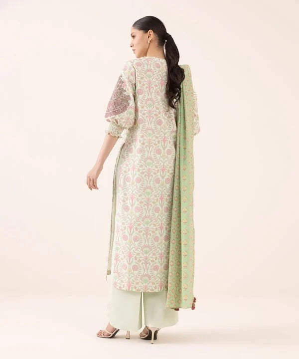img_sapphire_intermix_lawn_awwal_boutiue