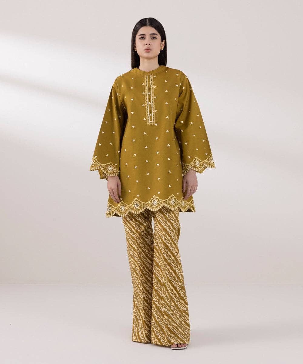 img_sapphire_intermix_awwal_boutique