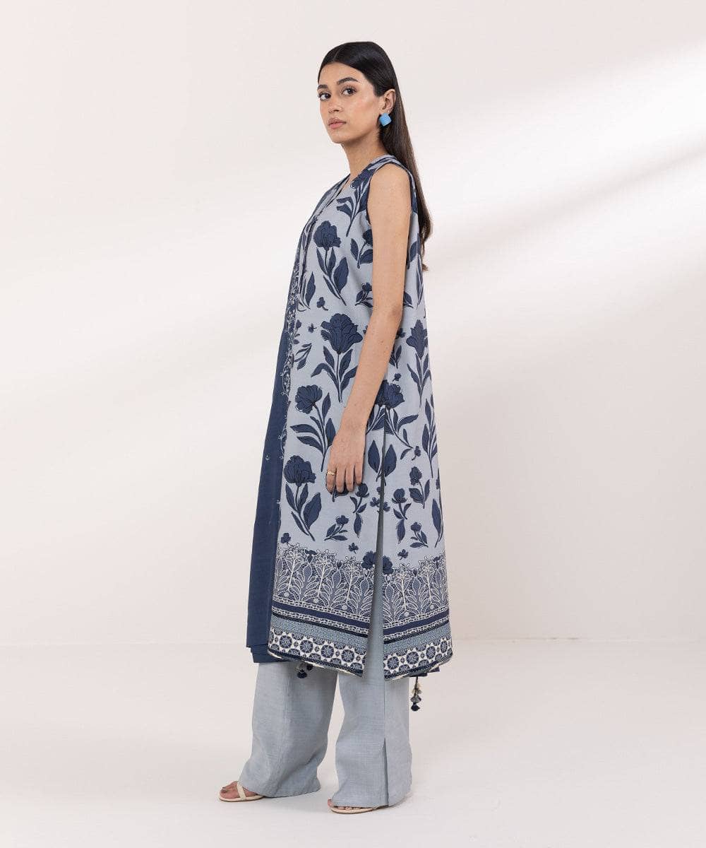 img_sapphire_intermix_awwal_boutique