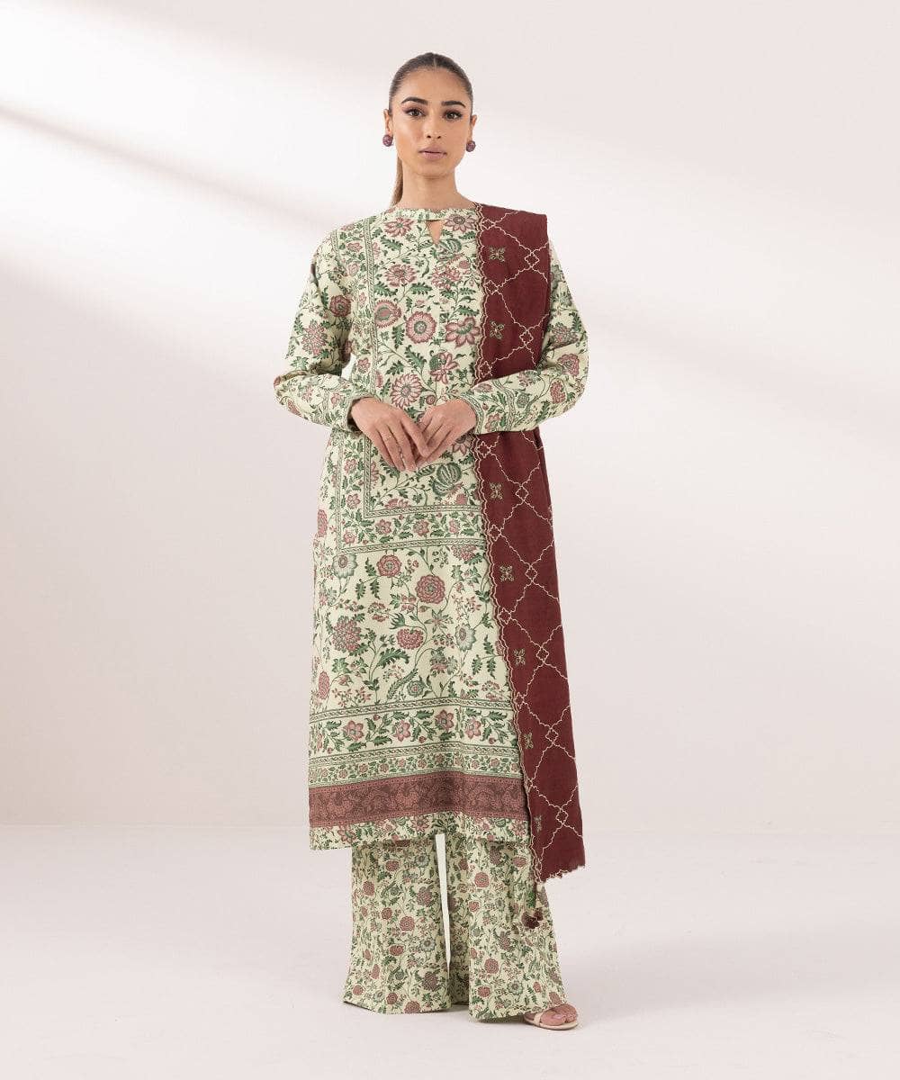 img_sapphire_intermix_awwal_boutique