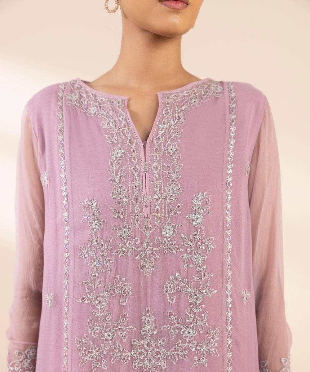 img_sapphire_intermix_awwal_boutique