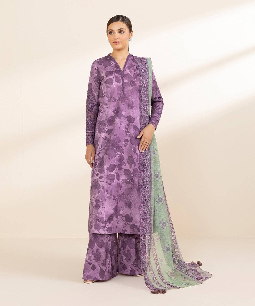 img_sapphire_intermix_awwal_boutique