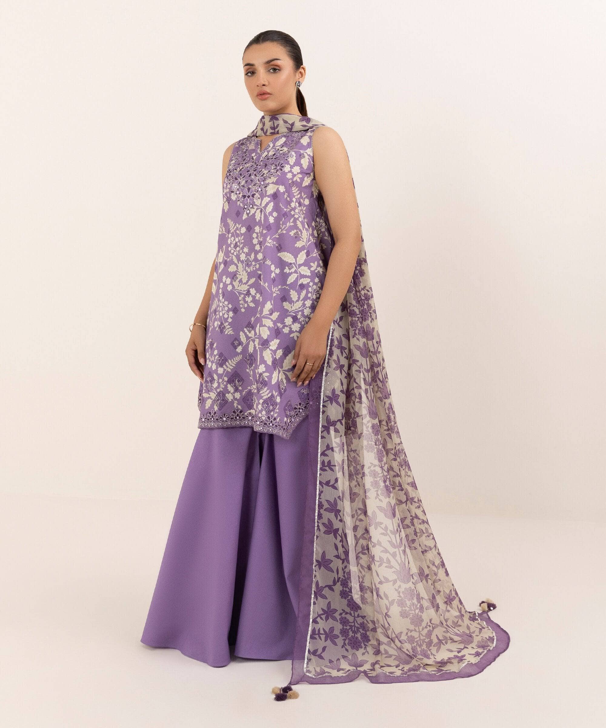 img_Sapphire_lawn_intermix_awwal_boutique