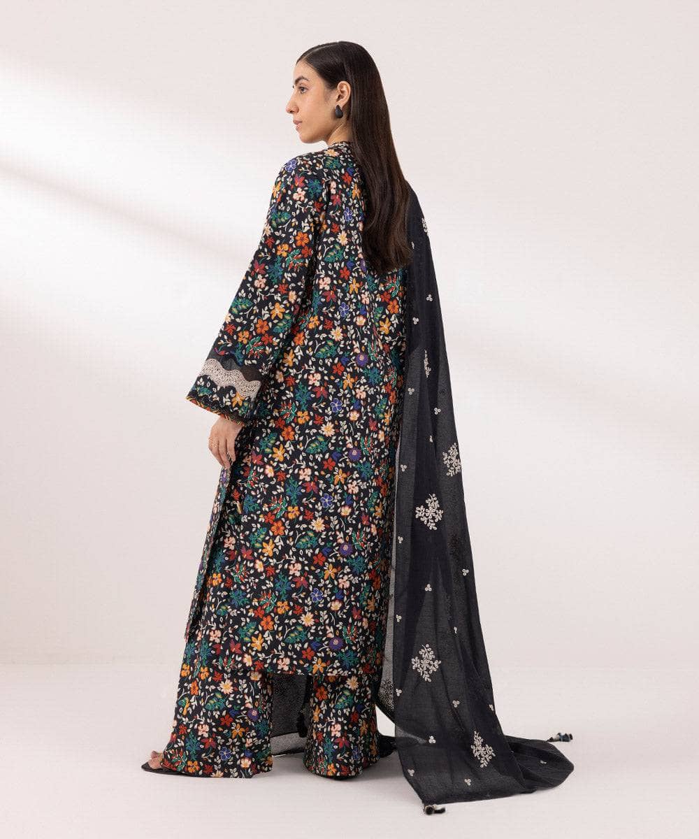 img_sapphire_lawn_24_awwal_boutique