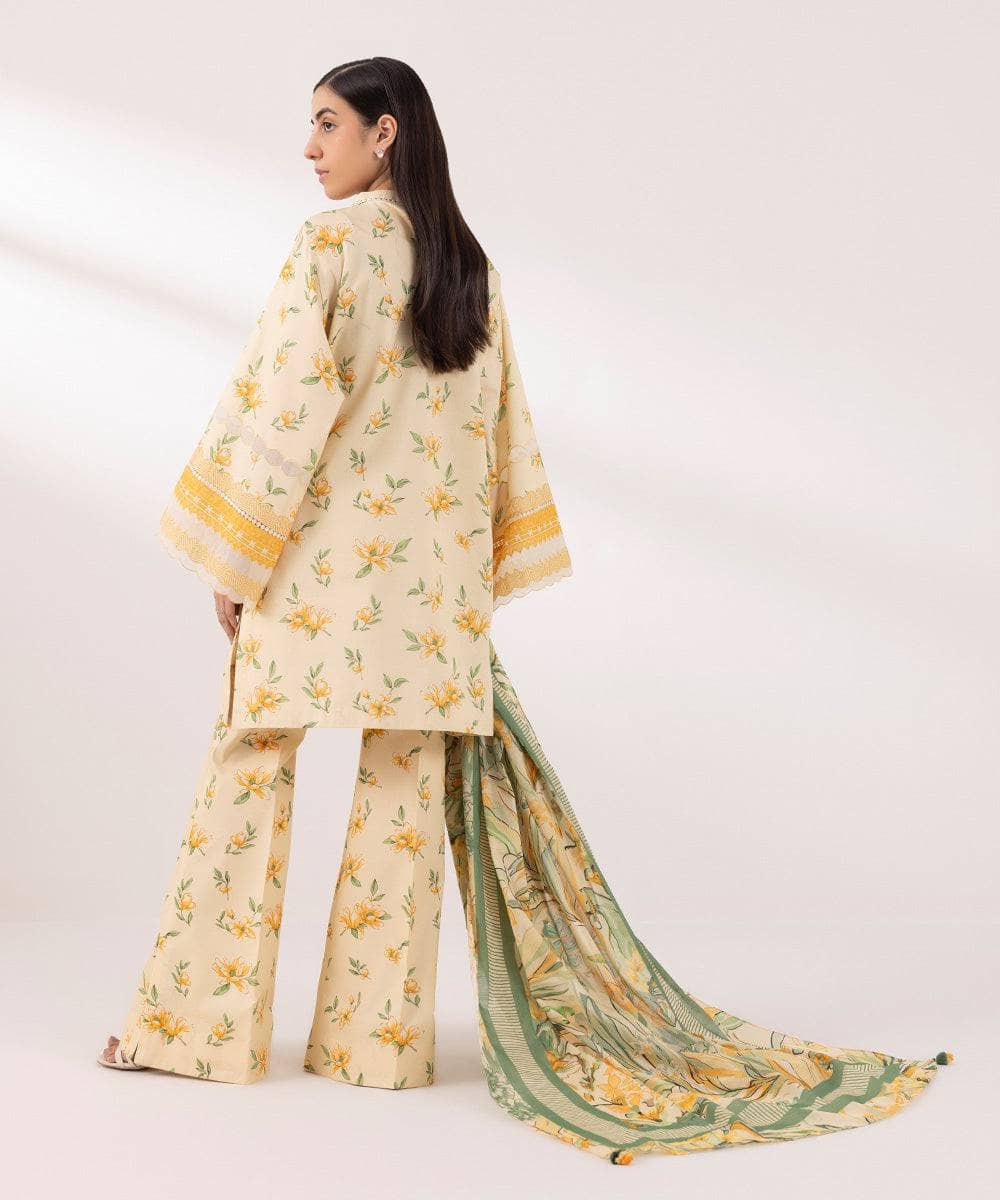 img_sapphire_lawn_24_awwal_boutique