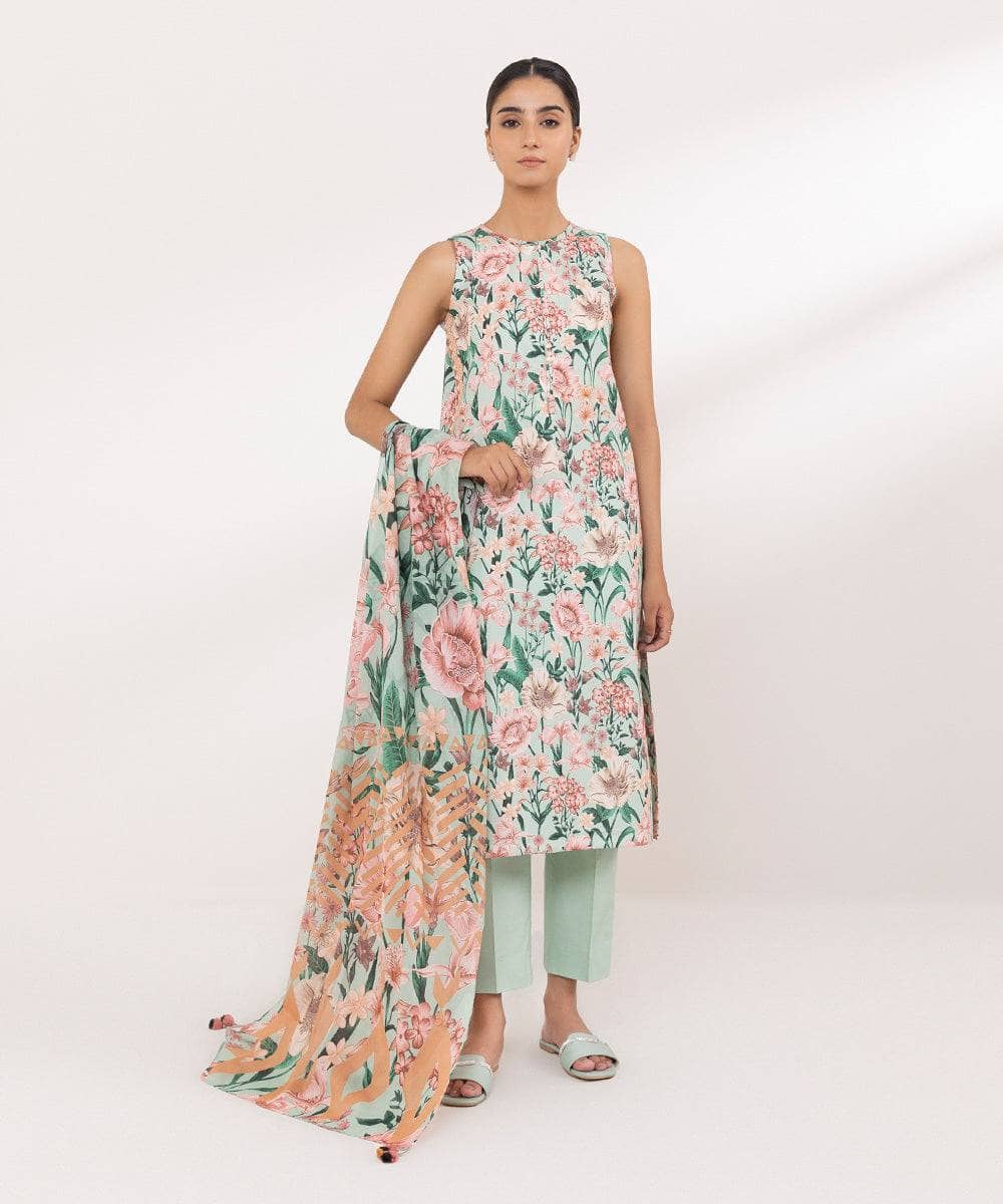 img_sapphire_lawn_24_awwal_boutique