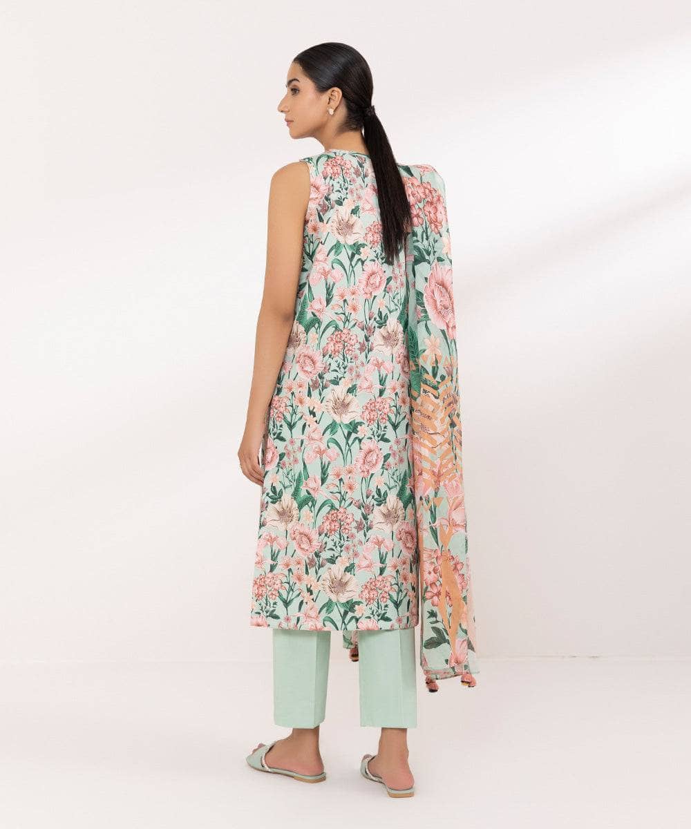 img_sapphire_lawn_24_awwal_boutique