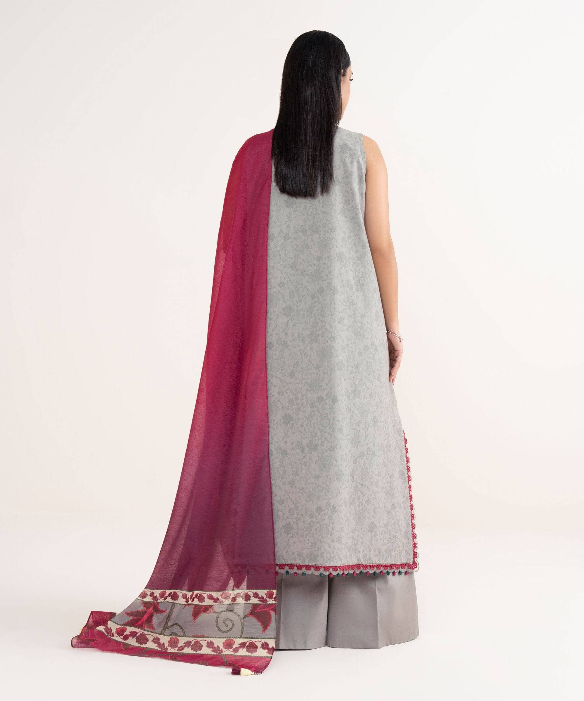 img_sapphire_pre_fall_collection_awwal_boutique