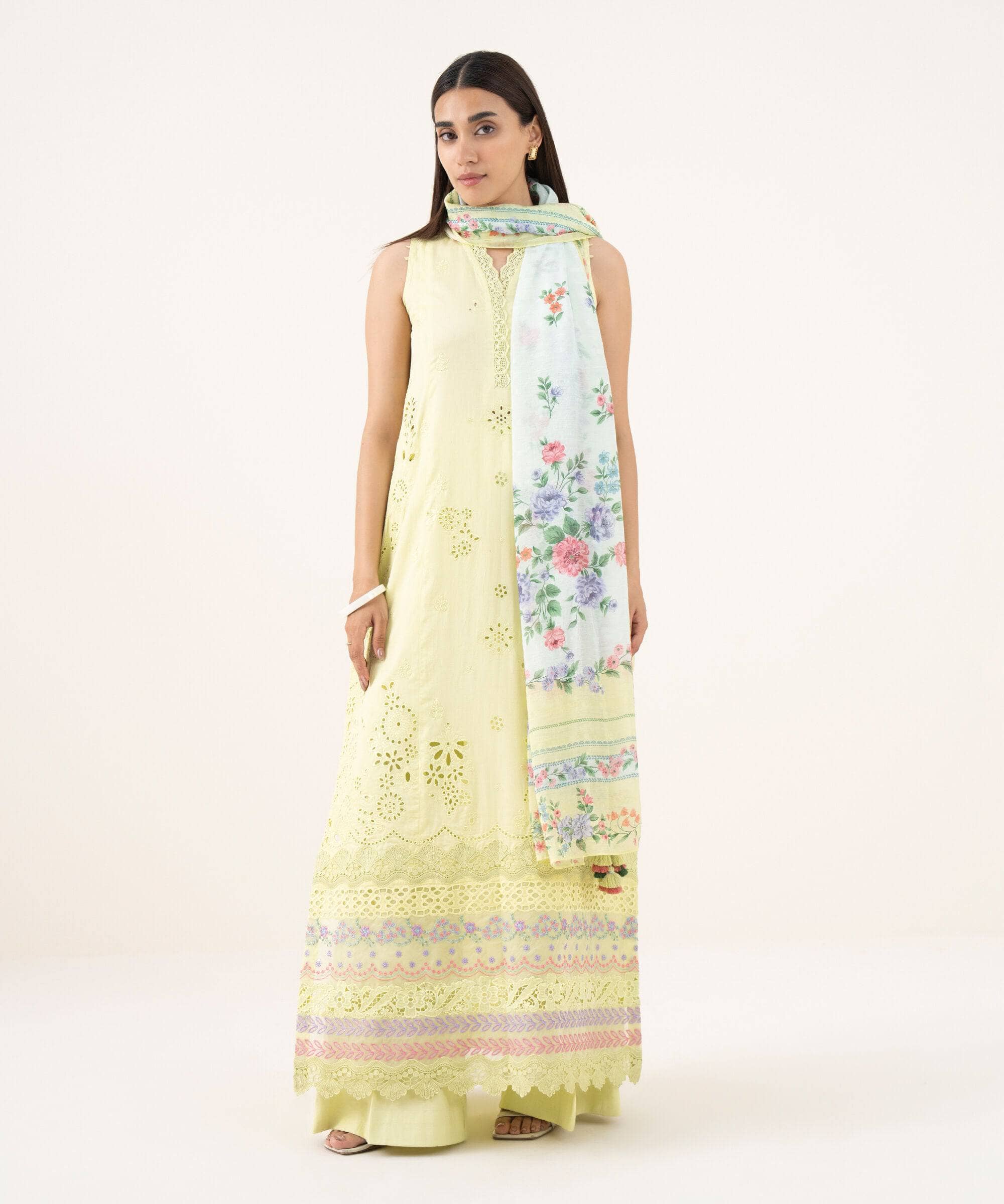 img_sapphire_pre_fall_collection_awwal_boutique
