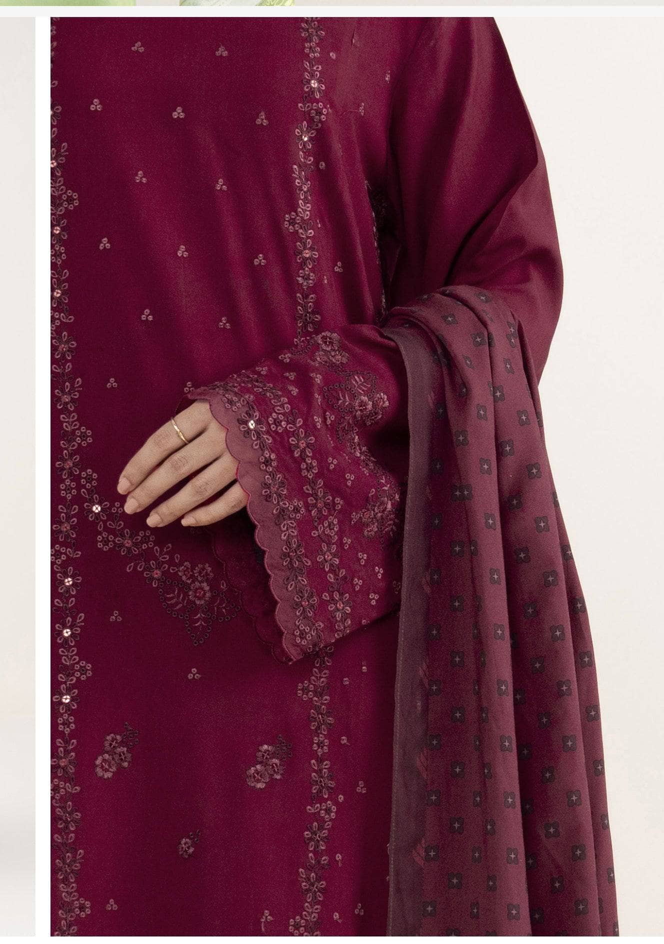img_sapphire_pre_fall_awwal_boutique