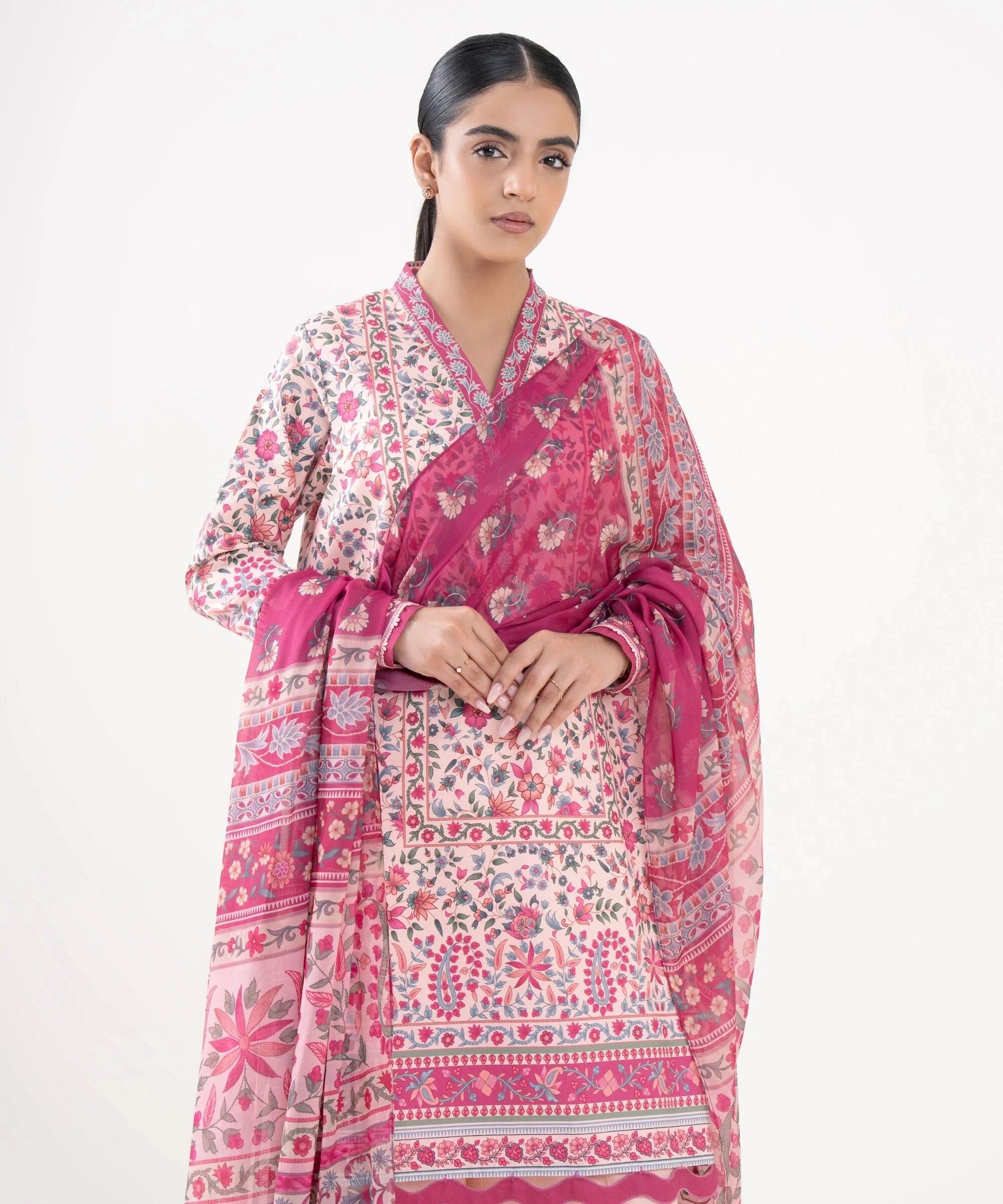 img_sapphire_pre_fall_collection_awwal_boutique