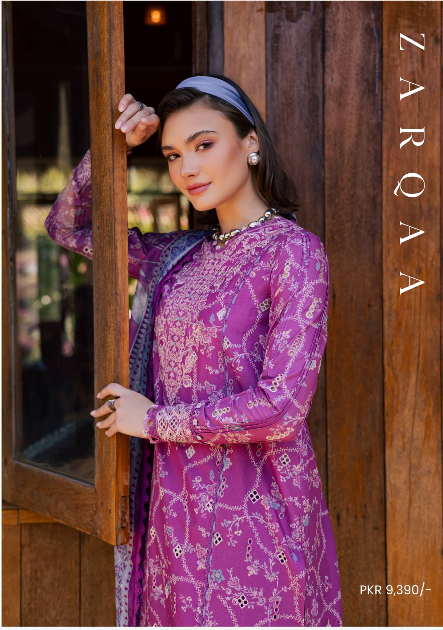 Aabyaan Shezlyn Chikankari Lawn/Zarqaa