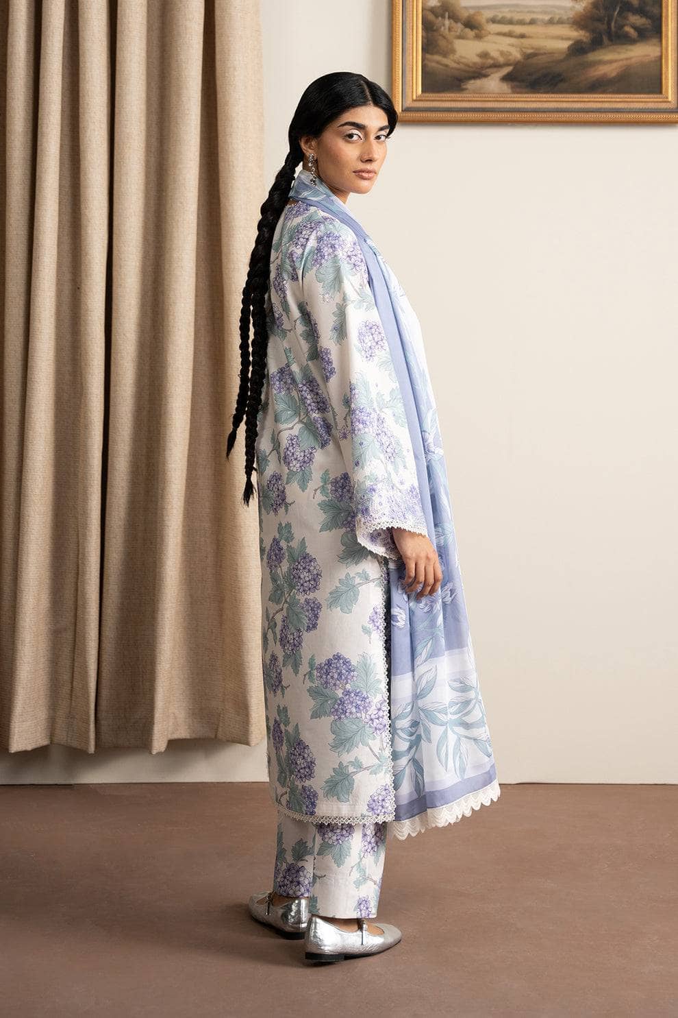 img_afrozeh_ayzel_bare_minimum_awwal_boutique