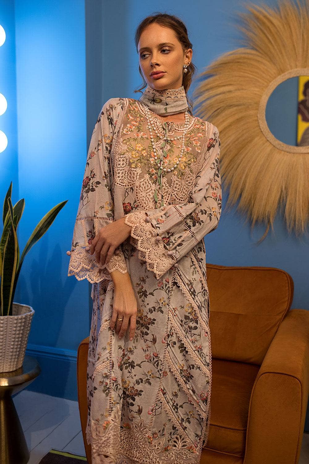 img_sobia_nazir_lawn_24_awwal_boutique
