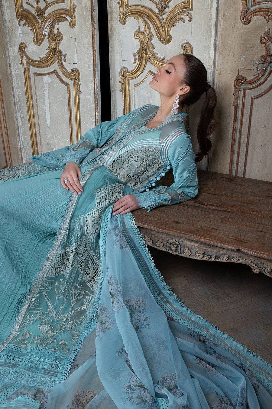 img_sobia_nazir_lawn_24_awwal_boutique