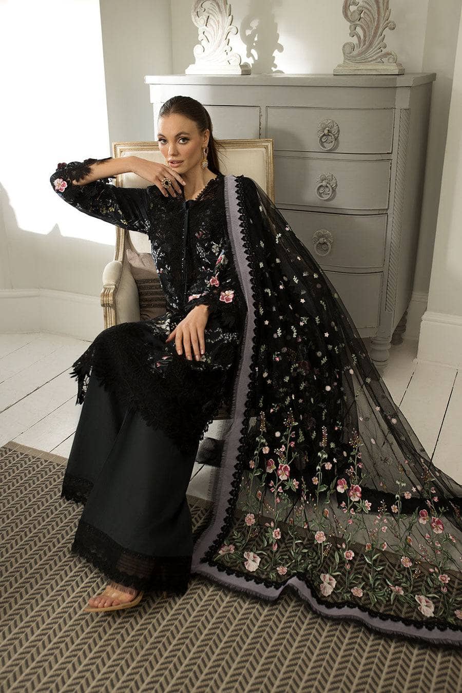 img_sobia_nazir_lawn_24_awwal_boutique
