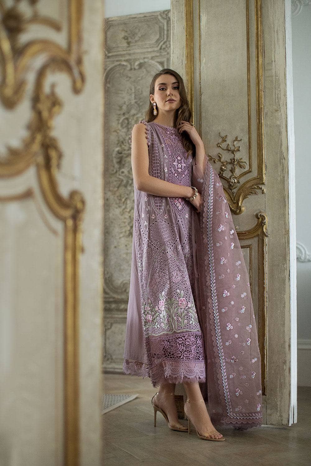 img_sobia_nazir_lawn_24_awwal_boutique