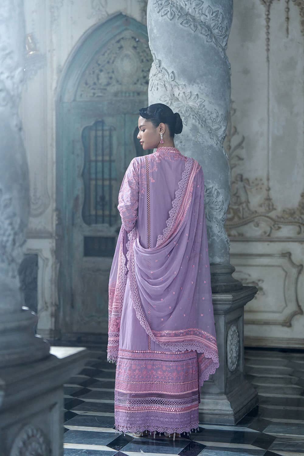 Sobia Nazir Luxury Lawn 26/2A